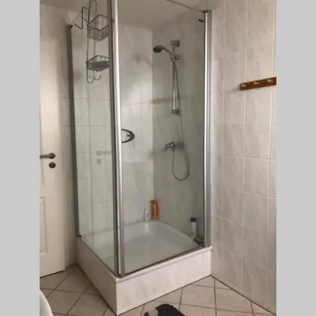 公寓 Mit Sauna Und Garten *